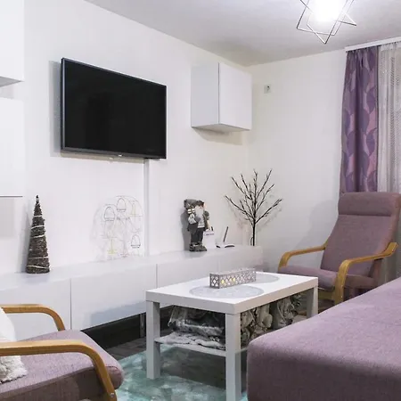 Noa Kupres (Canton 10)