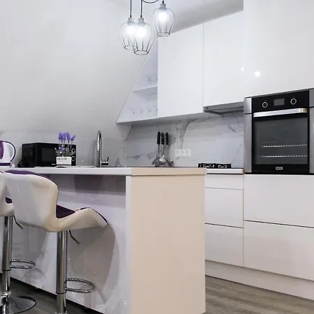 Noa * Kupres (Canton 10)